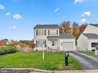 9 Sir Thomas Ln, Newark, DE 19702