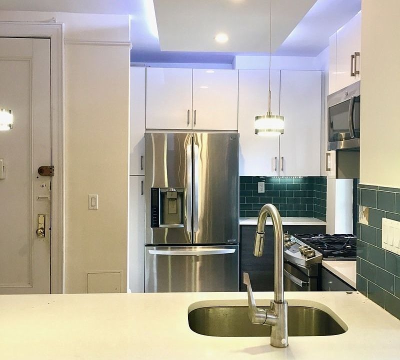 1st image of 127 W 82nd St APT 6B