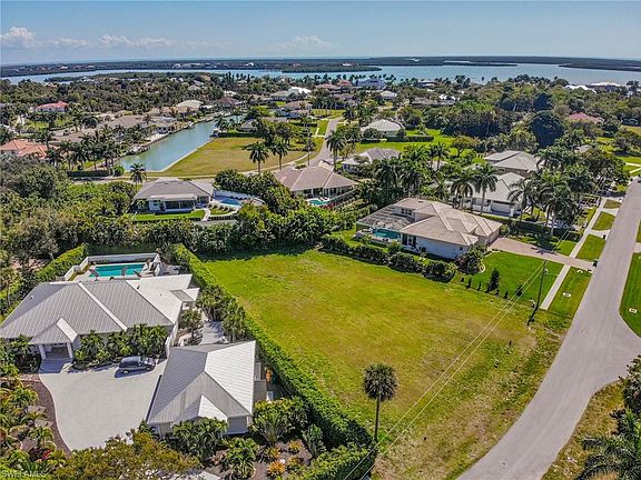2nd image of 839 Inlet Dr Lot 22