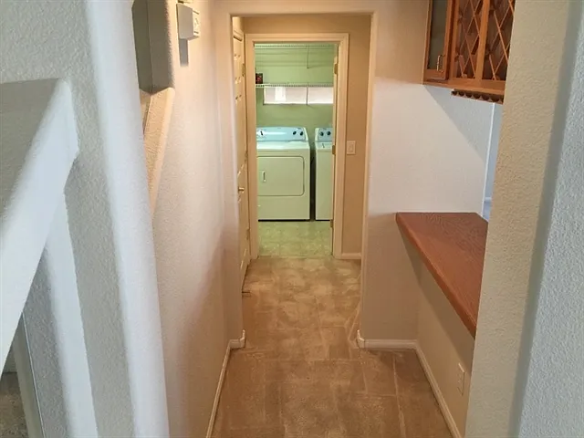 10619 Salmon Leap St — Photo 5