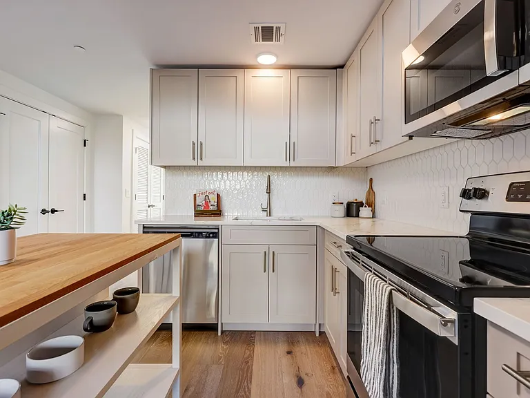 Meridia South Orange — Photo 11