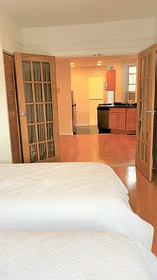 Sold by Fernando Branco Realty LLC | media 6