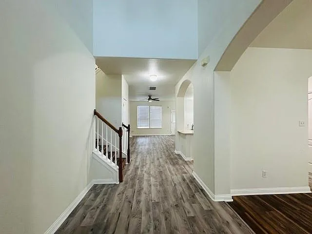 18501 Blue Pond Dr — Photo 4
