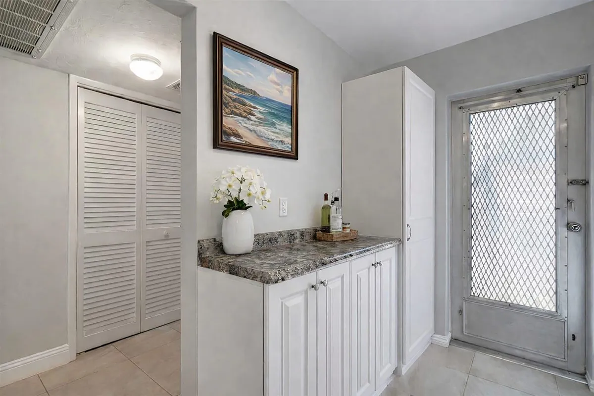 Photo 2 of 14 - 4500 N Federal Hwy #121C - Lighthouse Point, FL Building Photo - 4500 N Federal Hwy #121C