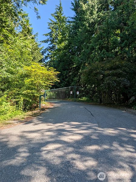 5th image of 4476 Stoney Brook Lane