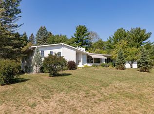 2323 Merrihills Dr SW, Rochester, MN 55902