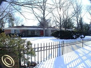 1st image of 3987 Oakhills Dr