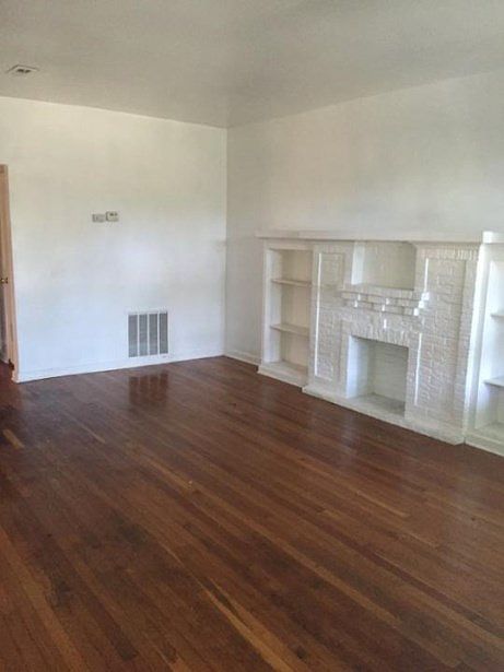 1st image of 7548 S Kingston Ave
