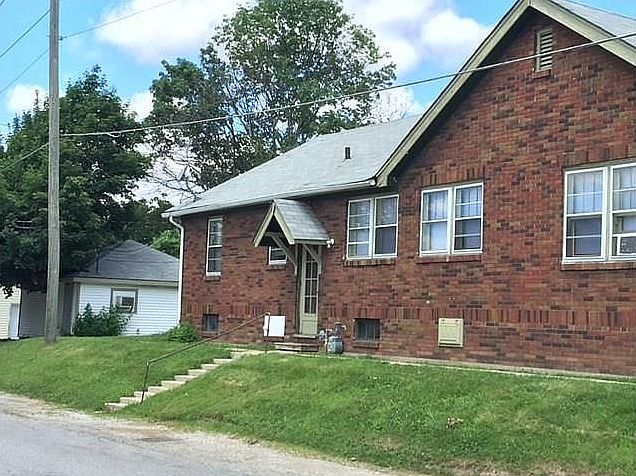 2nd image of 802-804 N Emerson
