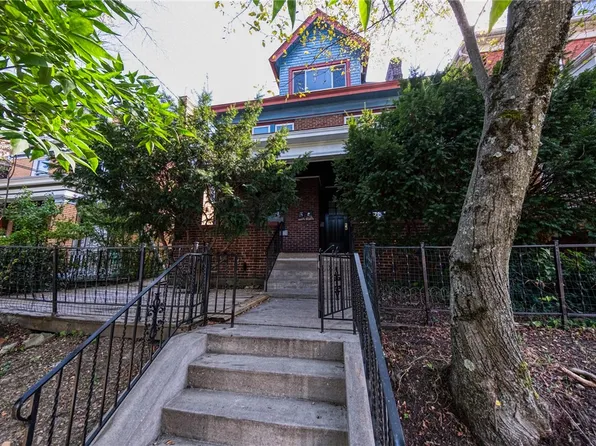 976 Greenfield Ave, Pittsburgh, PA 15217