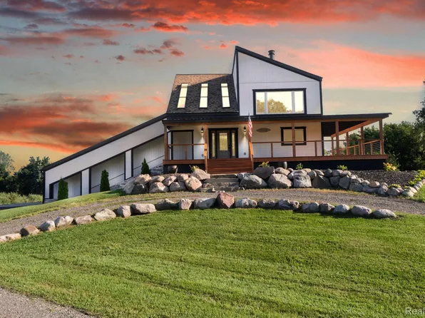 13580 French Ln, Davisburg, MI 48350