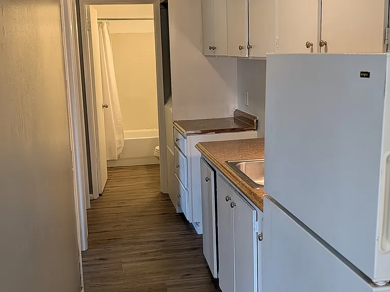 1492 Main St #1 — Photo 6