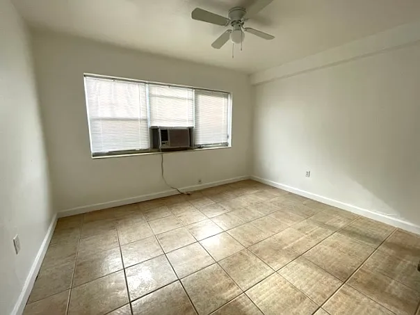 810 82nd St #1 — Photo 14