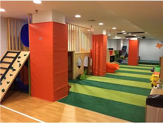 Sold by Douglas Elliman | media 18