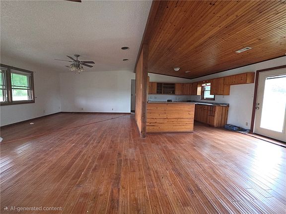 4th image of 15146 Bush Valley Rd