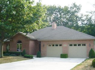 2874 Walnut Ridge Dr, Troy, OH 45373