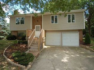 7401 Carolling Way, Indianapolis, IN