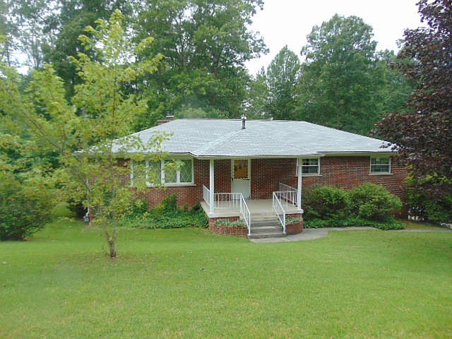 1st image of 1405 Linden Ln
