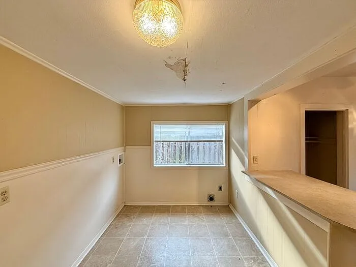 809 Jefferson St — Photo 11
