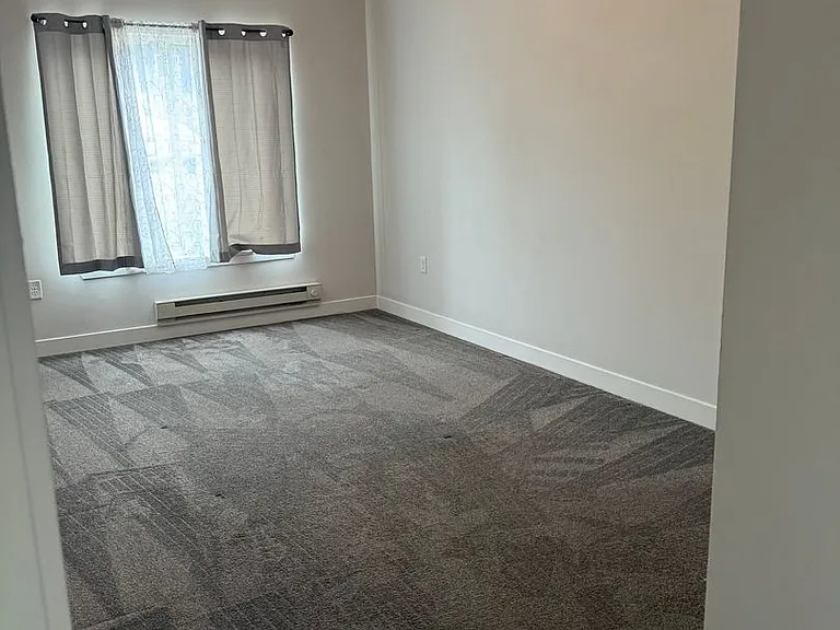 Cottage Grove Commons: Limestone — Photo 13