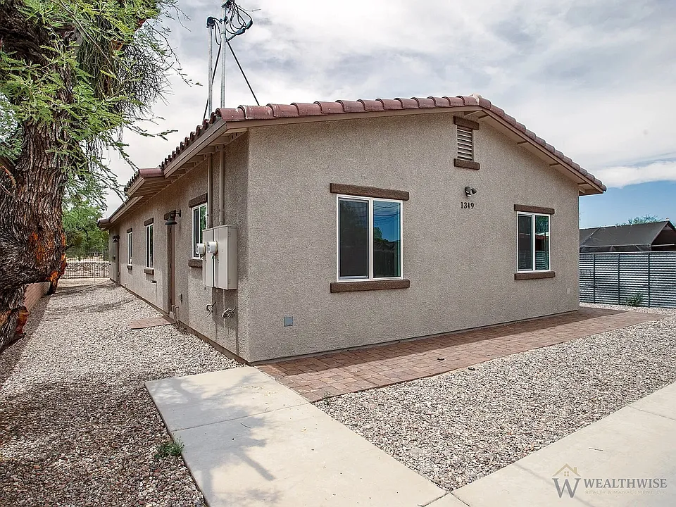 1349 W Hualpai Rd #2