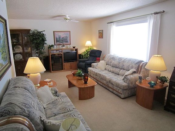 5th image of 10402 W Floriade Dr