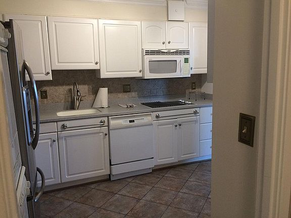 4th image of 5903 Mount Eagle Dr APT 1116