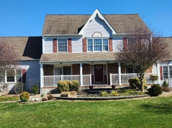 19 Swallow Way, Readington Twp., NJ 08853