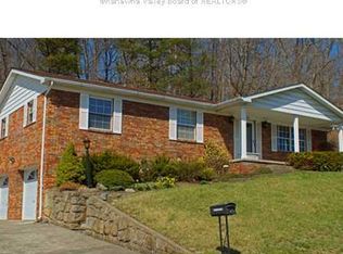 3 Windsong Way, Nitro, WV 25143