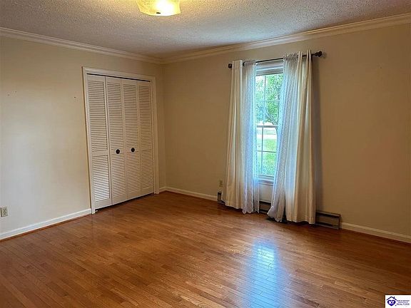 4th image of 268 Hickory Flats Rd