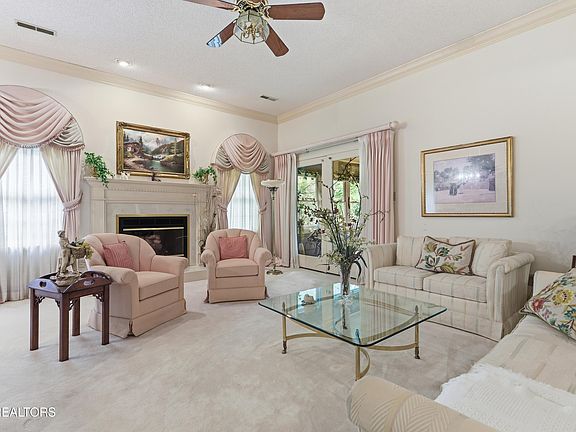 4th image of 21 Belmont Ct