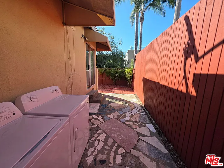 632 Santa Clara Ave #A — Photo 7