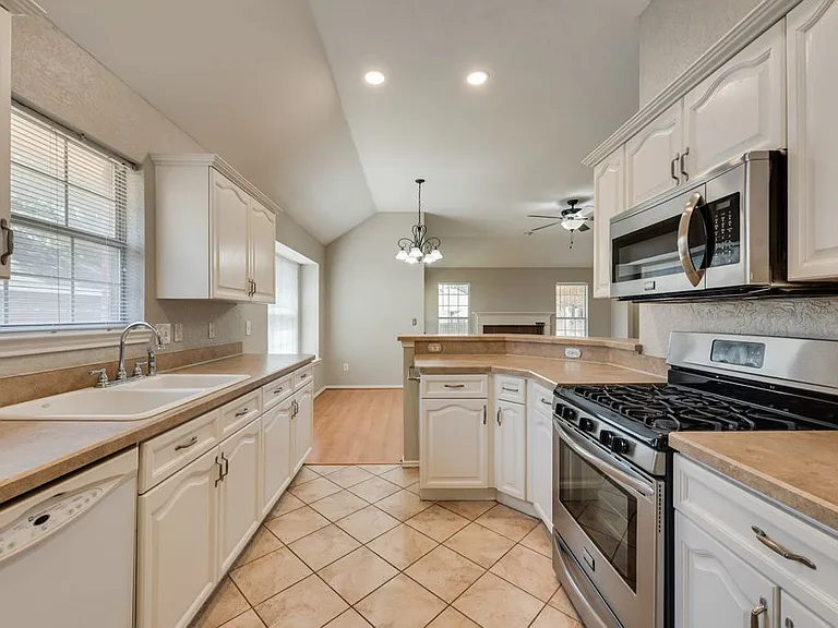 7581 Lancelot Rd — Photo 21