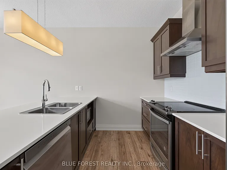 3025 Singleton Ave #126 — Photo 9