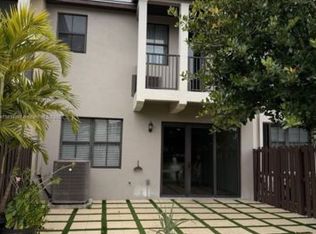 5980 NW 104th Ct, Doral, FL 33178