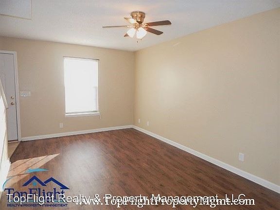 3rd image of 123 Ballygar St APT 2