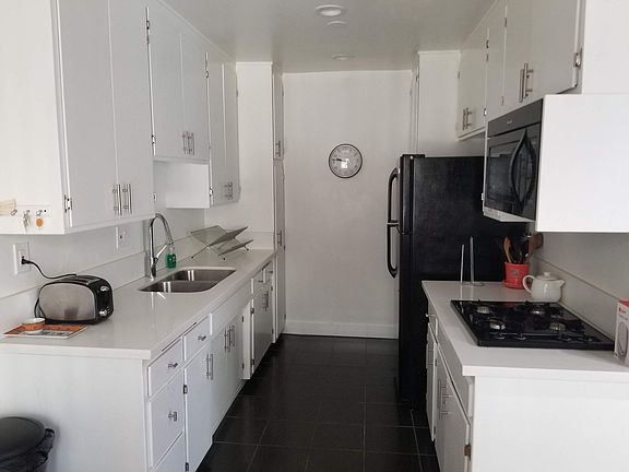 5th image of 1336 N Citrus Ave APT 1