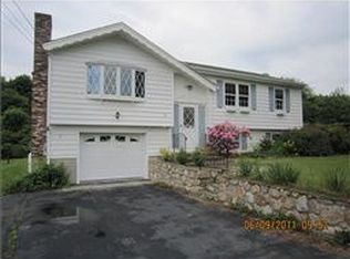 65 Shady Harbor Dr, Charlestown, RI 02813
