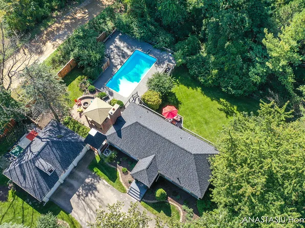 7161 Conservation St NE, Ada, MI 49301