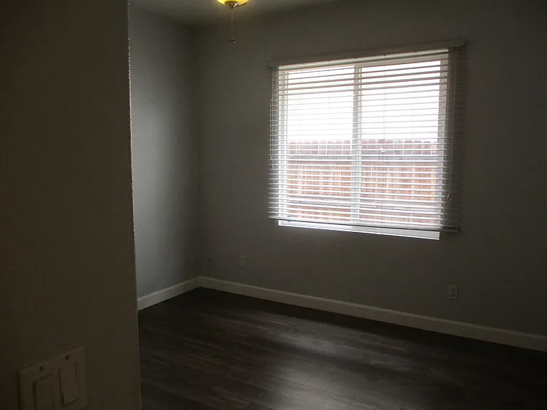 32410 Pensador St — Photo 16