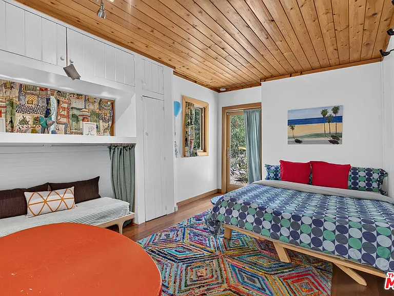 1738 Topanga Skyline Dr — Photo 29