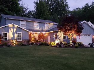 8065 Hackberry Dr, Mentor, OH 44060