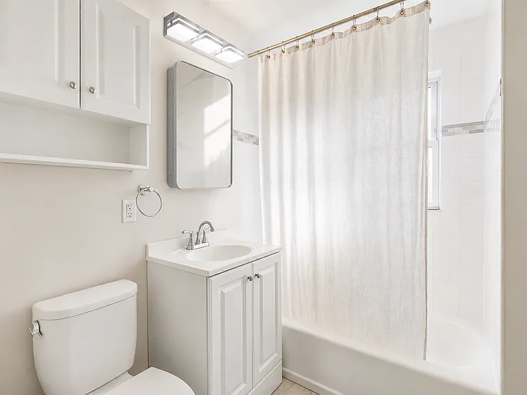 78R Mount Vernon St #1-R — Photo 7