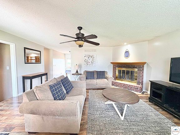 4th image of 1023 Fox Run Dr