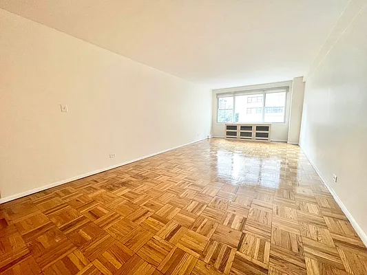 Rented by Corcoran | media 10