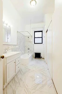 Rented by Triumph Property Group | media 9