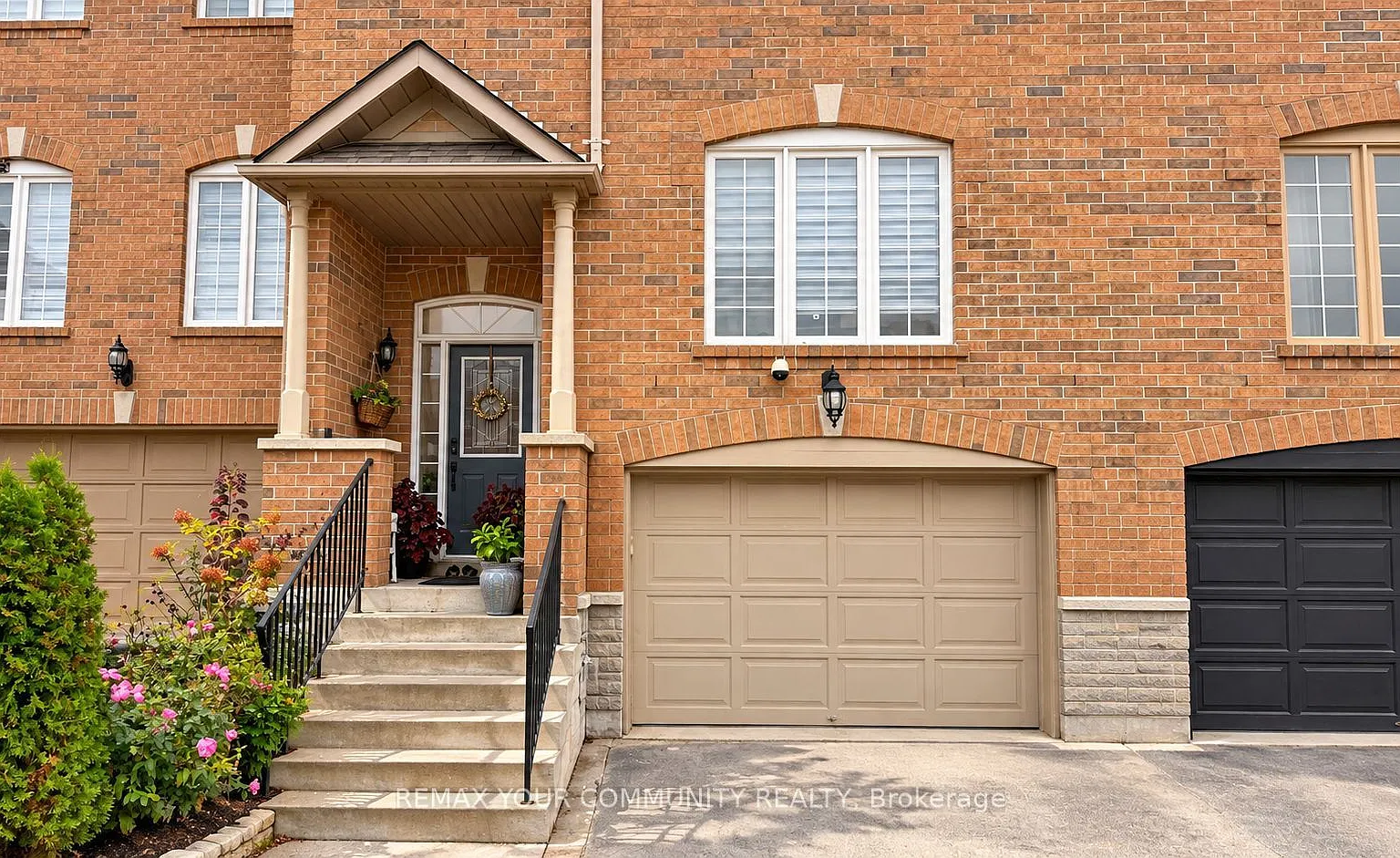 3 bed, $3,300 — Photo 1