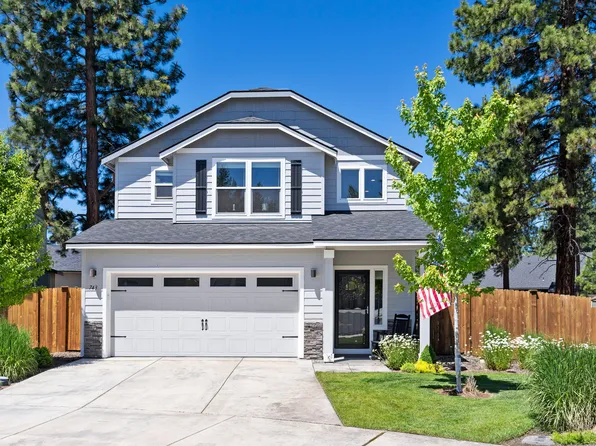 743 N Roundhouse Ct, Sisters, OR 97759