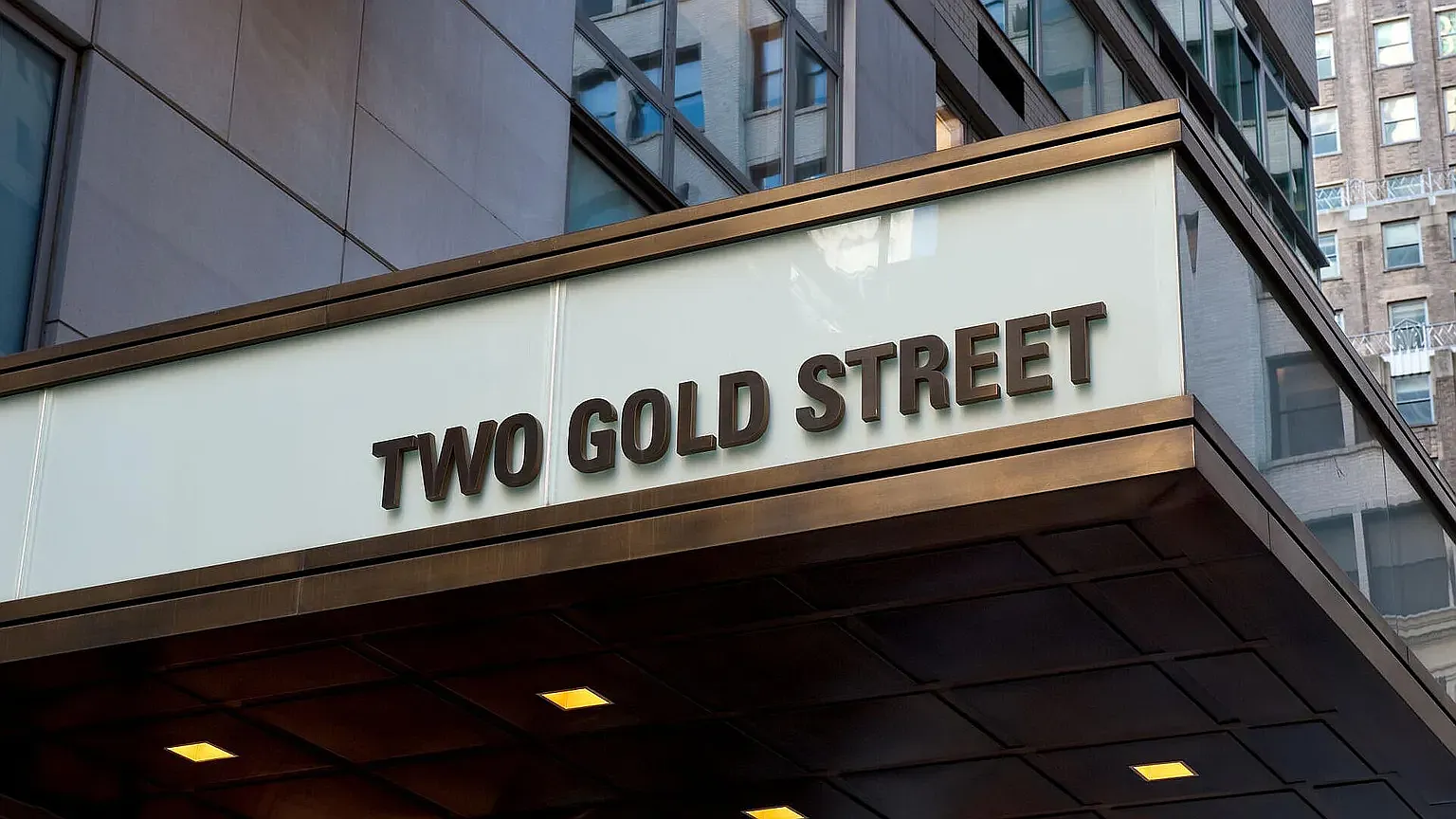 2 Gold Street — Photo 1