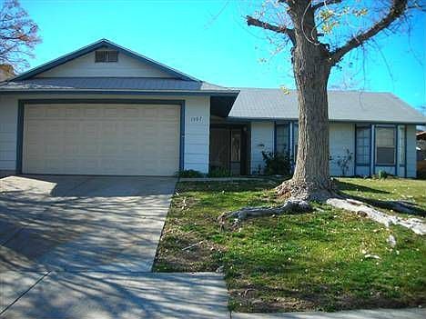 1st image of 1507 W Creekside Dr